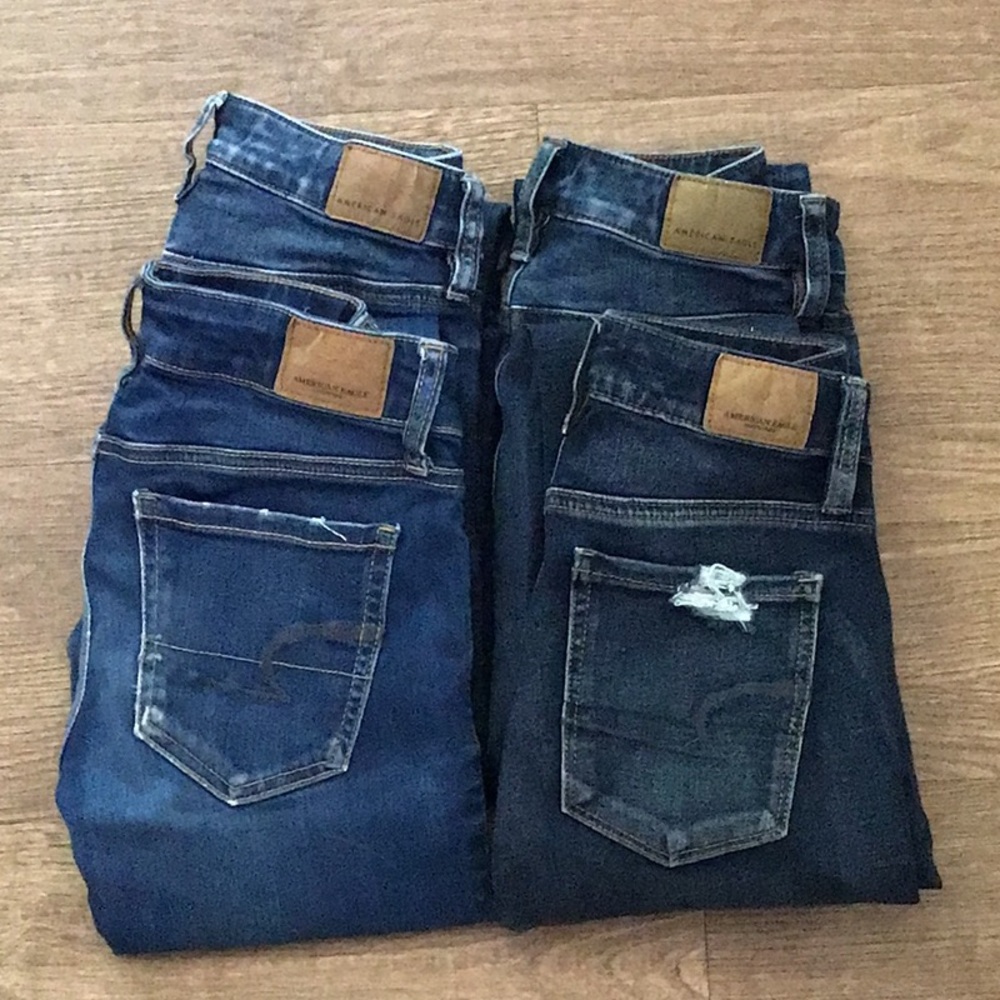 Lot of 4 American Eagle Jeans size 00 regular.  Excellent condition